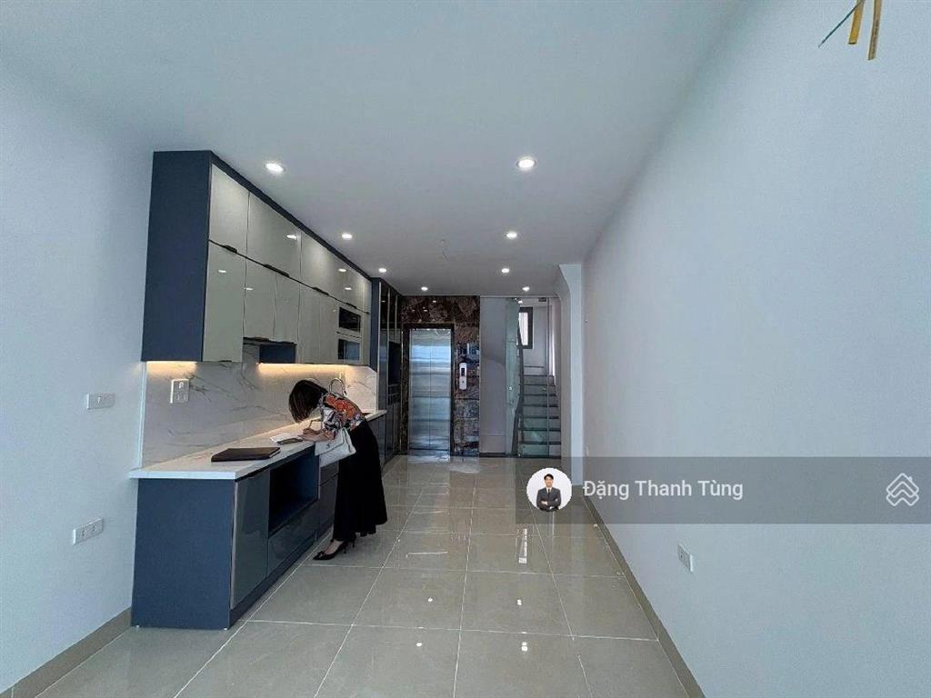 Bán nhà riêng phố lạc trung oto đỗ cửa  kinh doanh ngõ thông 30m ra phố. dt44m2  mt3.2m x 6 tầng.