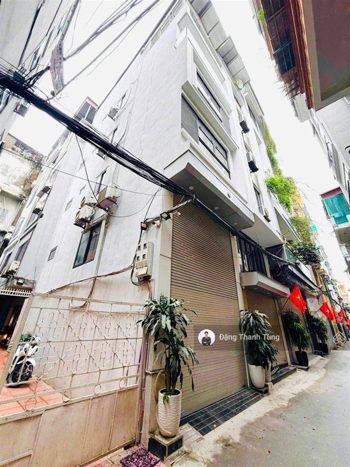 Bán nhà riêng đống đa  oto vào nhà  lô góc 2 thoáng sáng vĩnh viễn, phân lô ngõ thông vòng quanh.