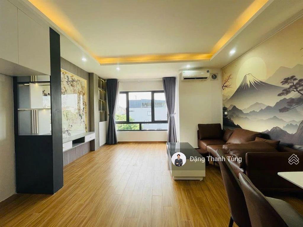 Bán nhà riêng thang máy ngã tư sở  ngõ thông, kinh doanh, 1 nhà ra phố. dt 32m  mt4.55m x 7 tầng.