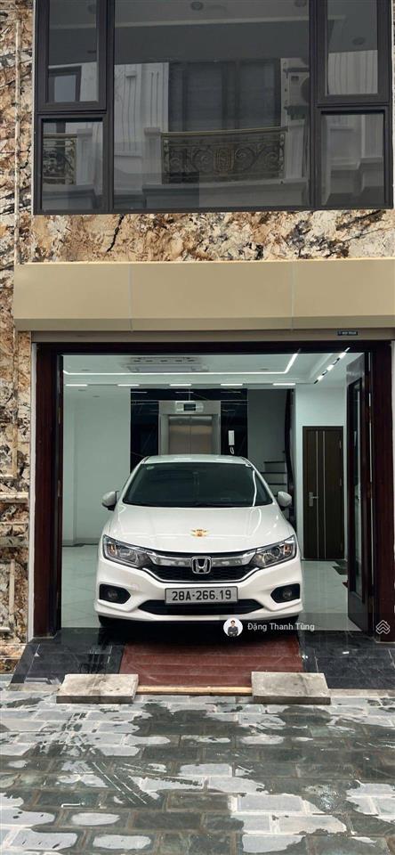 Bán nhà đống đa  oto vào nhà  thang máy  lô góc 2 thoáng vĩnh viễn. dt37/40m2  mt6.1m x 7 tầng.
