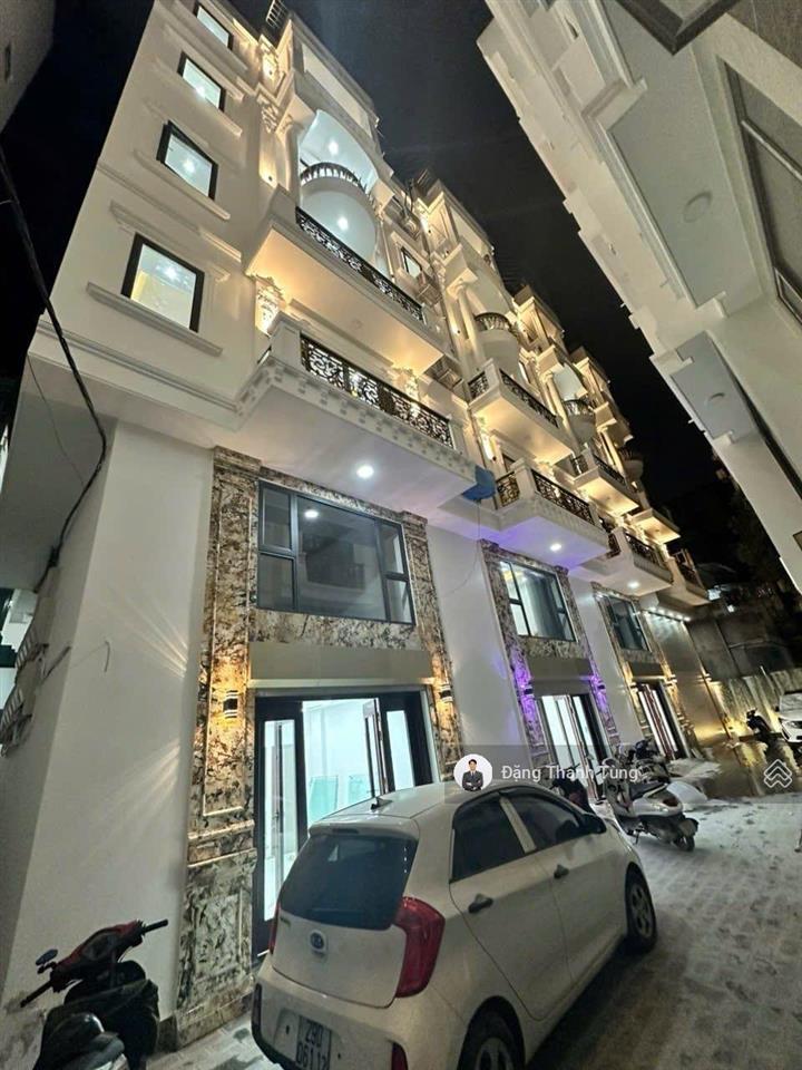 Bán nhà đống đa  oto vào nhà  thang máy  lô góc 2 thoáng vĩnh viễn. dt37/40m2  mt6.1m x 7 tầng.