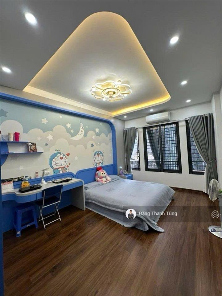 Bán nhà riêng dt38m2  mt3.6mx5tầng. lô góc ngõ thông gần phố ra oto, chỉ cách viện thanh nhàn 200m