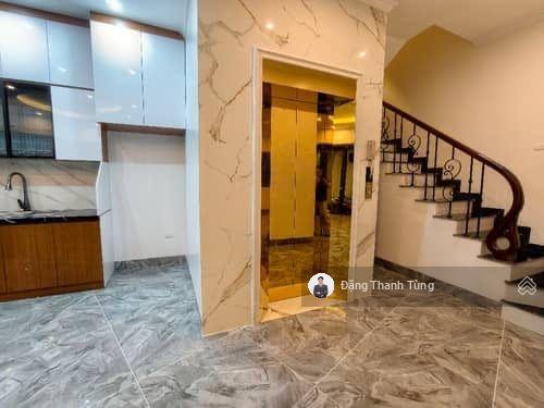 Bán nhà riêng thang máy. ngõ thông  40m ra oto  lô góc 2 thoáng gần bãi xe, hàng xóm times city.