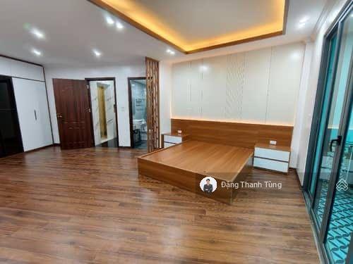 Bán nhà riêng thang máy. ngõ thông  40m ra oto  lô góc 2 thoáng gần bãi xe, hàng xóm times city.