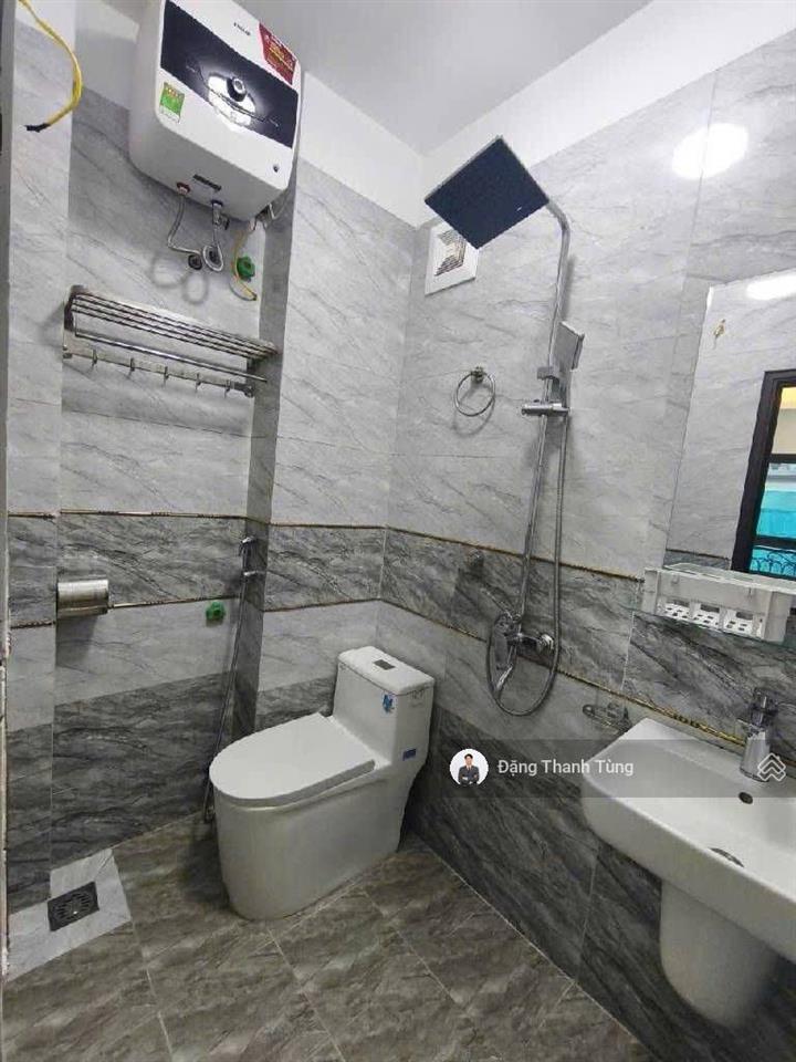 Bán nhà riêng thang máy ngã 4 chợ mơ minh khai, ngõ nông gần phố. dt 35m2  mt 5.5m x 5 tầng, 3 ngủ