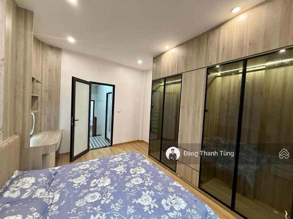 Bán nhà  mặt ngõ thông  kinh doanh  oto qua nhà  ô chờ thang máy khu vực ngã tư sở, thanh xuân