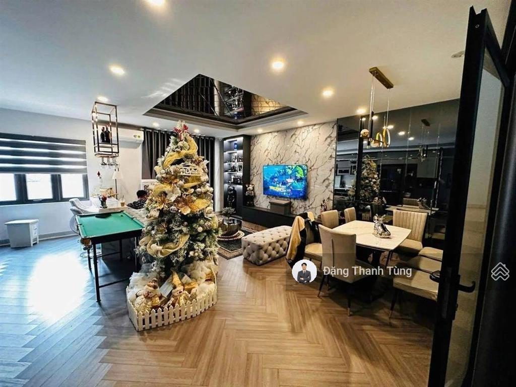 Lô góc  gara oto  thang máy, ngõ thông. dt55m²  mt 6.7m x 6 tầng sổ đẹp hoa hậu thanh xuân.