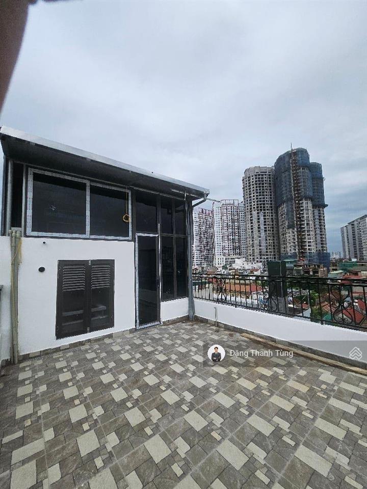 Bán nhà khu vực trường chinh ngõ thông ô tô vào nhà lô góc  kinh doanh  xây mới 8 tầng thang máy