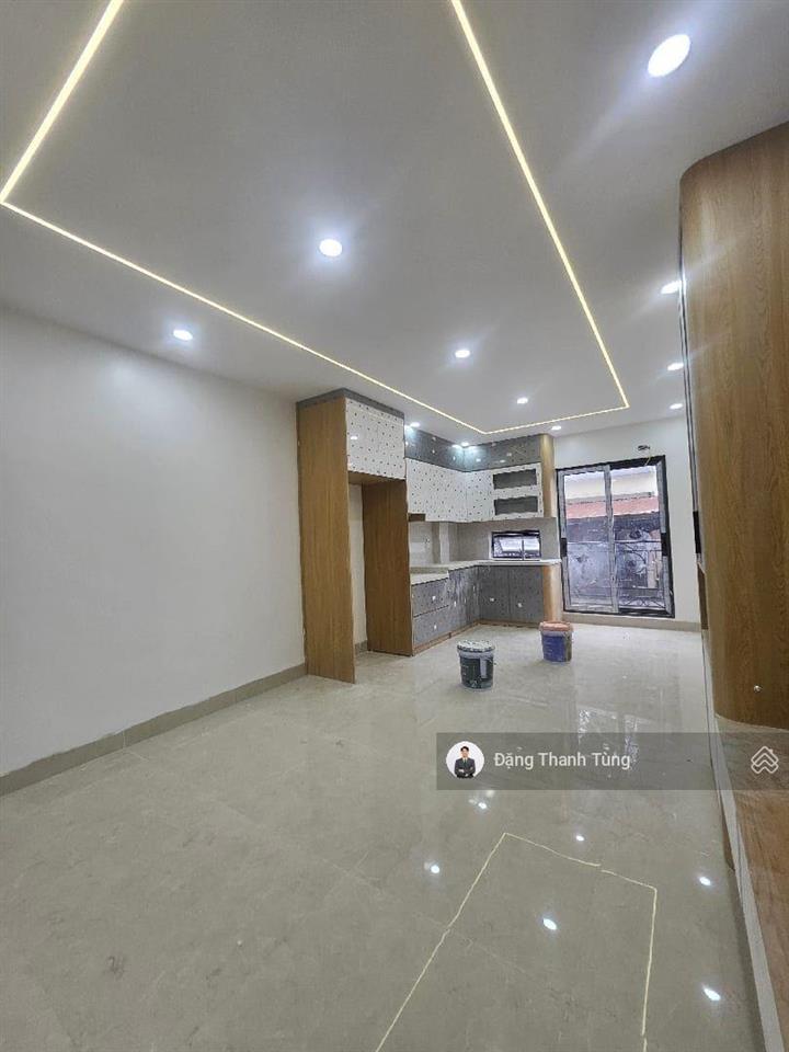 Bán nhà khu vực trường chinh ngõ thông ô tô vào nhà lô góc  kinh doanh  xây mới 8 tầng thang máy