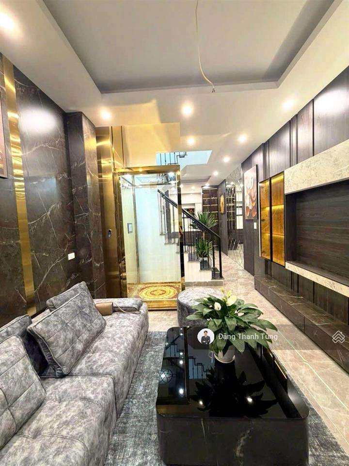 Bán gấp nhà phố tôn đức thắng, dt 55.5m  5t thang máy  mt 3.5m. gần phố chỉ cách ô chợ dừa 100m