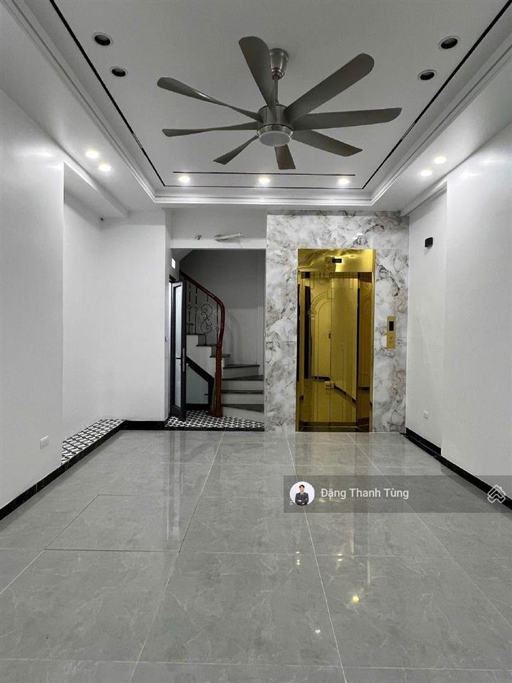 Bán gấp nhà phố tôn đức thắng, dt 33m2  6 tầng thang máy  mt 4.1m. ngõ thông gần phố về ở ngay