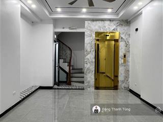 Bán gấp nhà phố tôn đức thắng, dt 33m2  6 tầng thang máy  mt 4.1m. ngõ thông gần phố về ở ngay