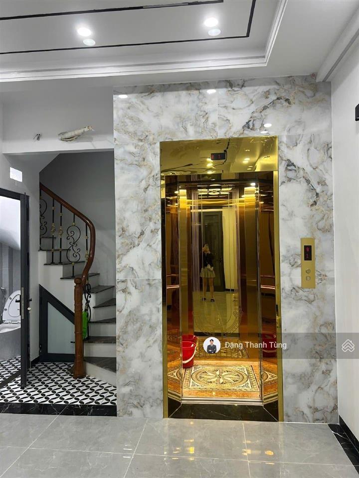 Bán gấp nhà phố tôn đức thắng, dt 33m2  6 tầng thang máy  mt 4.1m. ngõ thông gần phố về ở ngay