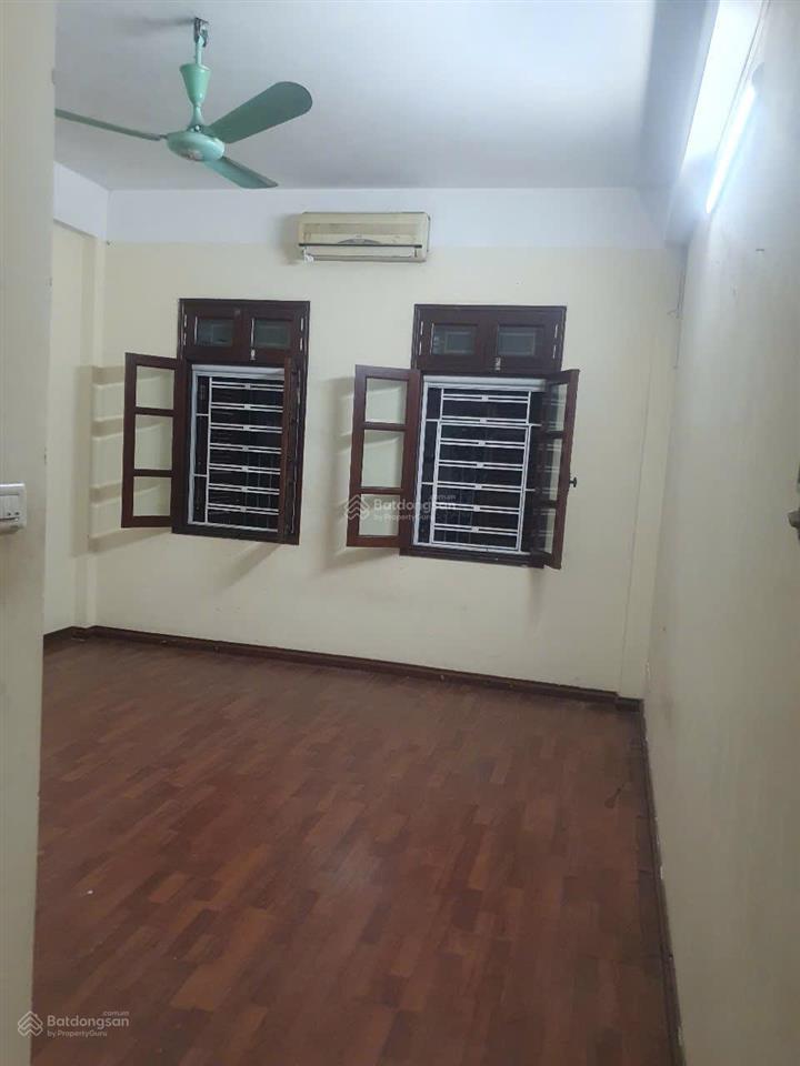 Cho thuê nhà văn quán 100m 4 tầng, xe tải tránh nhau.