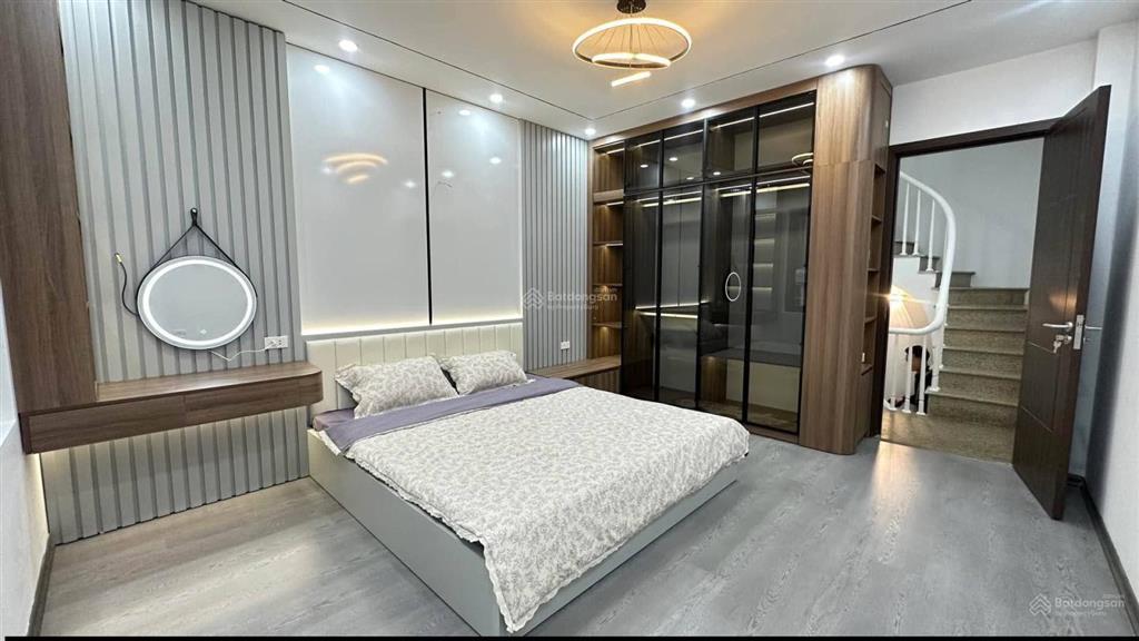 Cực hiếm phân khúc 9 tỷtrần đại nghĩa 35m2  5 tầng ở hoặc cho thuê cực sướng khu vực trung tâm