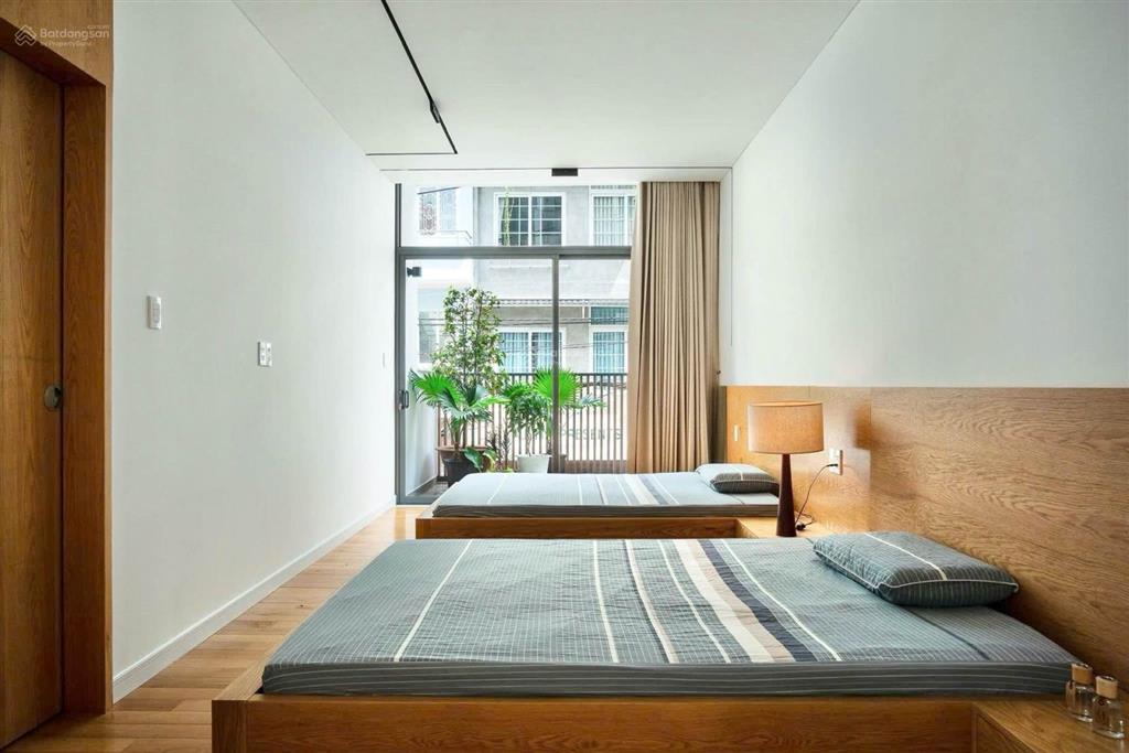 Giảm gấp 1 tỷ  mặt tiền japandi có thang máy  sát công viên gia định  95m2