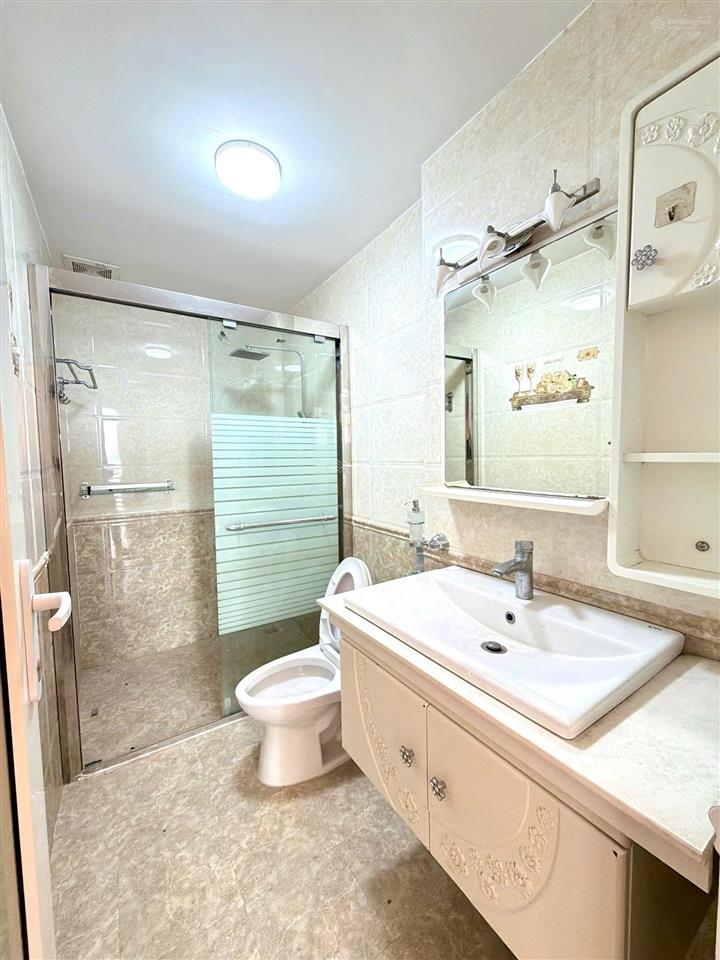 Cho thuê nhà nguyên căn full đồ, có thể làm nhà nghỉ, homestay, lưu trú, ccmn