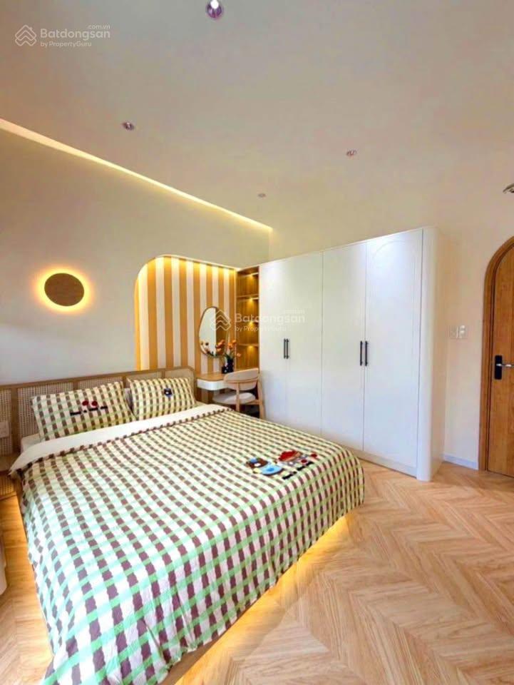 Bán nhà mới đẹp ngay lê văn quới, 2 tầng, 55m2, hxh 6m thông, giá chỉ nhỉnh 4 tỷ
