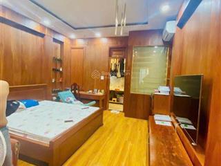 Bán nhà mt nhánh huỳnh văn nghệ p12gò vấp dt 70m2 (4,5x15m) 5 tầng giá 8,x tỷ.