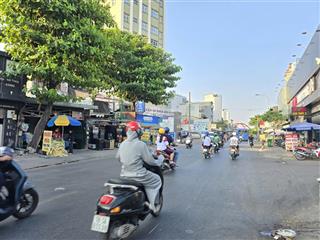 Bán nhà mới nơ trang long, p12,bình thạnh, dt 5.3x13m, 3 tầng giá nhỉnh 7 tỷ.  0906 637 ***