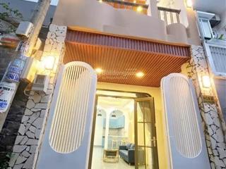 Bán nhà cạnh cao đẳng y dược hồng đức đường quang trung p10, dt 3,5x18m, 4pn+3wc, giá 6.6 tỷ,