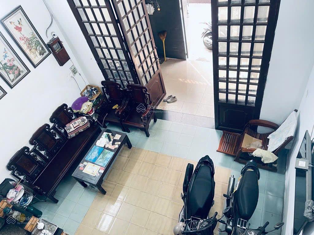 Nhà phan văn sửu p13 tân bình, dt 4,7 x 12m, 4 tầng  5pn+4wc, giá 8,9 tỷ  0906 637 ***