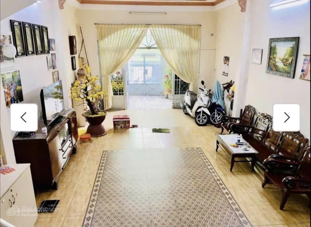 Cần bán gấp nhà đường ngô bệp13 tân bình dt 4,9x18m.nhà 1 trệt 1 lầu. giá 8,68 tỷ  0906 637 ***