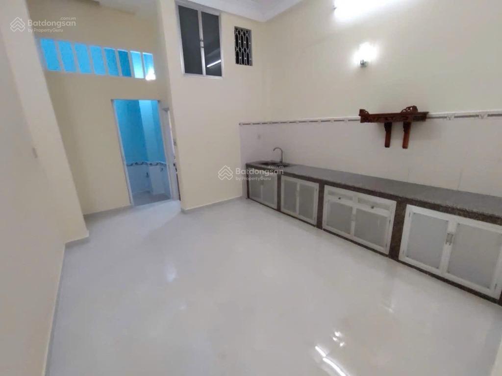 Bán nhà riêng phạm văn bạch  p12  gò vấp dt 4x22m, 4pn + 3wc giá 6.90 tỷ
