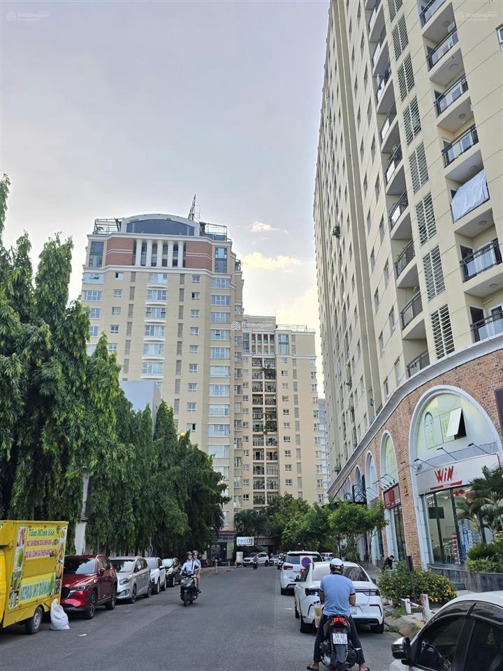 Căn hộ sân bay tân sơn nhất  3pn rộng thoáng  vị trí đẹp tân bình, dt 100m2, giá 4,9 tỷ