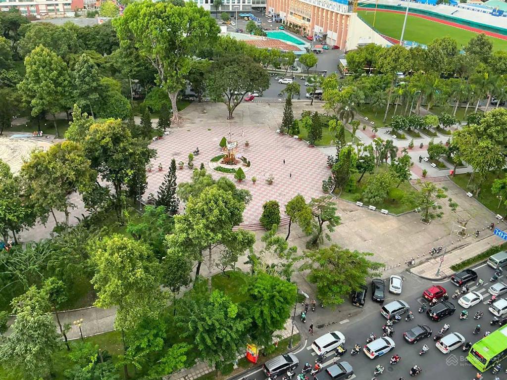 Bán căn góc dự án park legend, 3pn, 2wc, view sân bay tsn, cv hoàng văn thụ, giá 10 tỷ (tl)