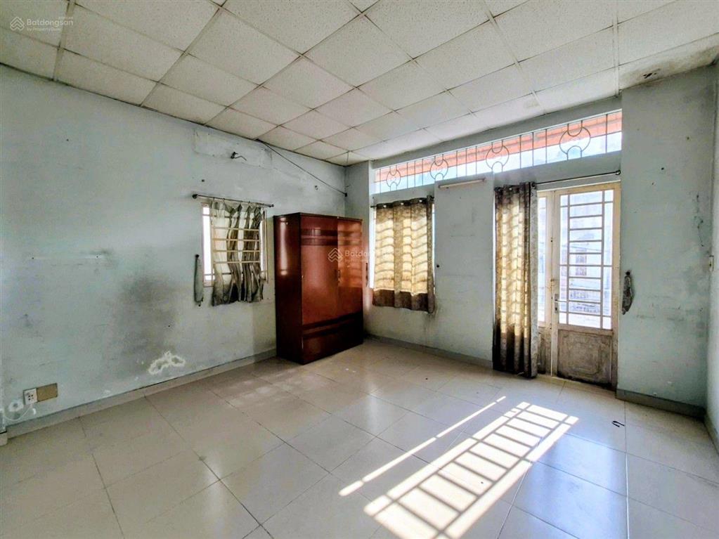 Bán gấp nhà cách mạng tân phú, 63m2(4,4*15m), 2 tầng, hxh, ở ngay, 7.4 tỷ