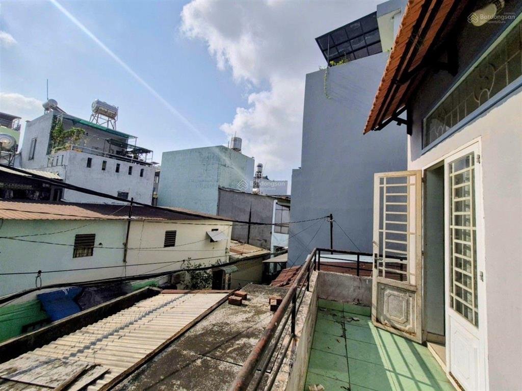 Bán gấp nhà cách mạng tân phú, 63m2(4,4*15m), 2 tầng, hxh, ở ngay, 7.4 tỷ