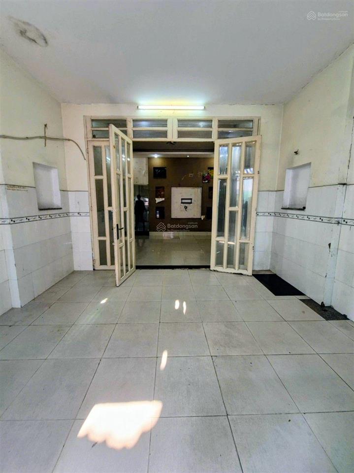 Bán gấp nhà cách mạng tân phú, 63m2(4,4*15m), 2 tầng, hxh, ở ngay, 7.4 tỷ