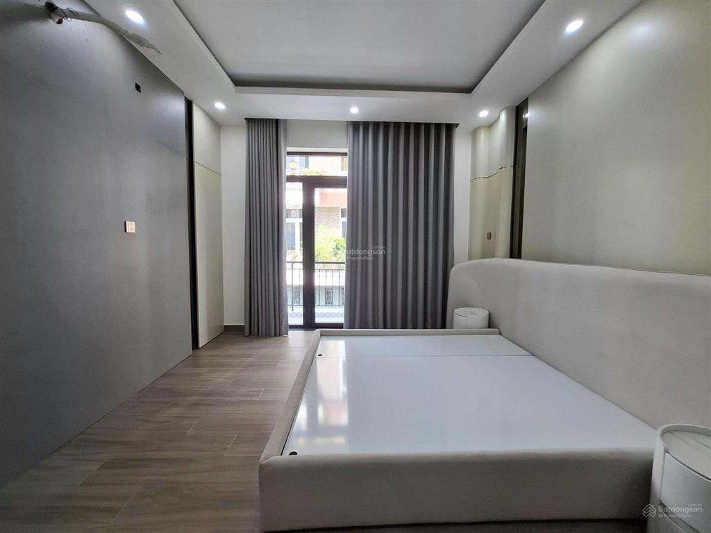 Bán gấp nhà 6 tầng huỳnh thiện lộc tân phú, 52m2 có thang máy, hẻm nhựa 6m