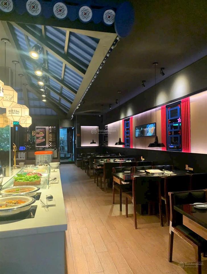 Chỉ 1xxtr! 8x24m mặt tiền vip 36 nguyễn thị minh khai, quận 3 king bbq sd 400m2, 2 tầng