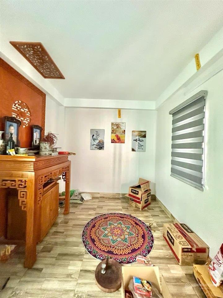 Giá tốt ! nhà đào tấn , ngõ thông , kinh doanh,ở , gần chợ , nhà mới full nội thất 35m2 x5t