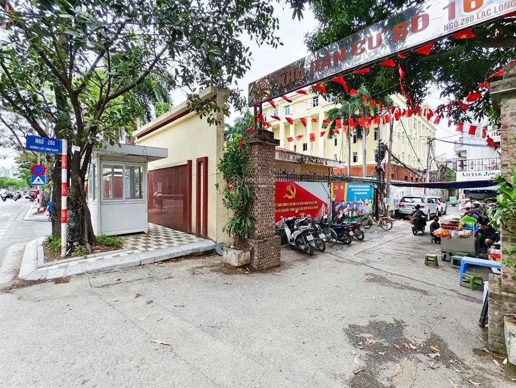 Hoa hậu nhà lạc long quân, ngõ thông tứ tung, an ninh tốt, sđcc, nhà dân xây chắc chắn 38m2x5t