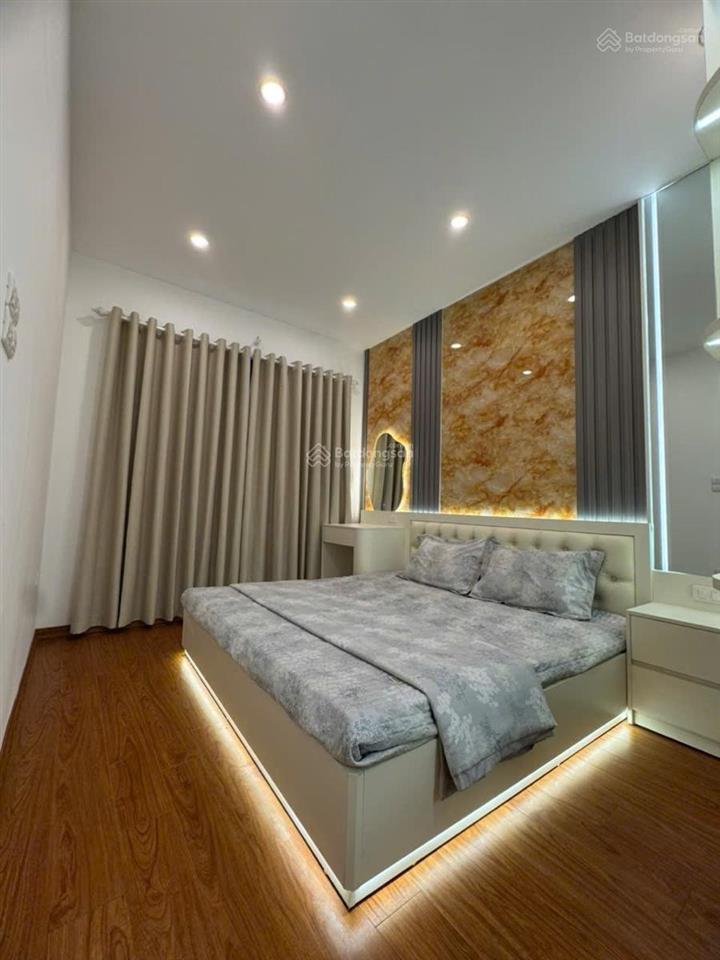 Cực hiếm! nhà đội cấn, ô tô cách nhà 50m, dân trí cao, mới full nội thất 5t x 30m2 giá 7,39 tỷ
