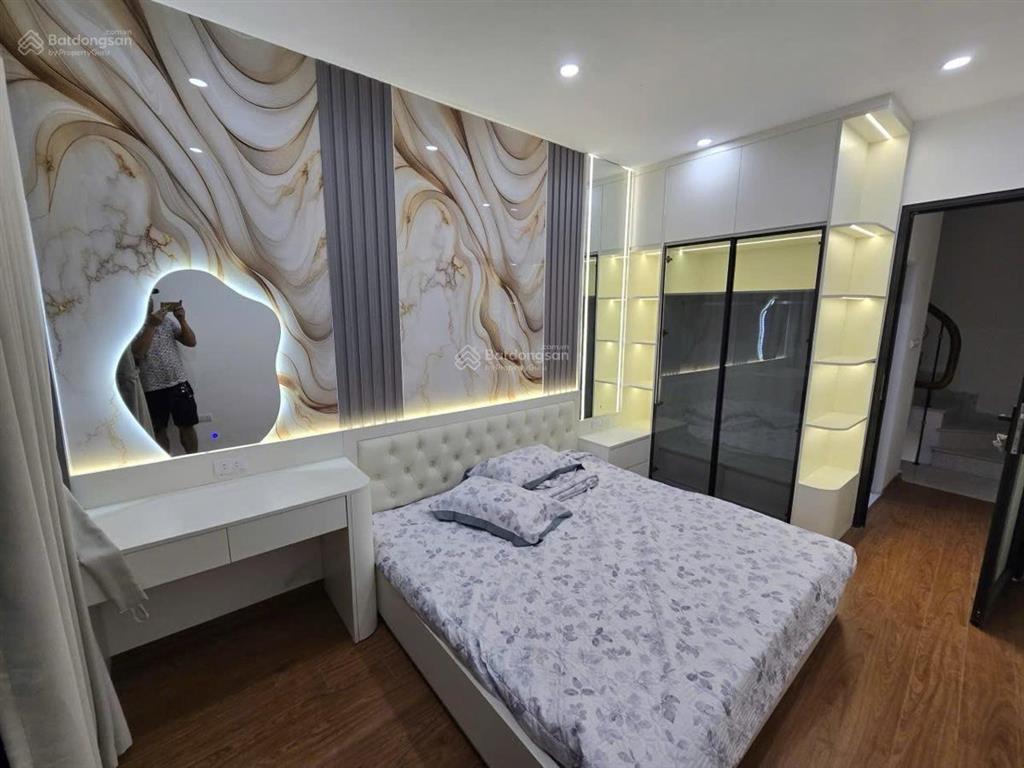 Cực hiếm! nhà đội cấn, ô tô cách nhà 50m, dân trí cao, mới full nội thất 5t x 30m2 giá 7,39 tỷ