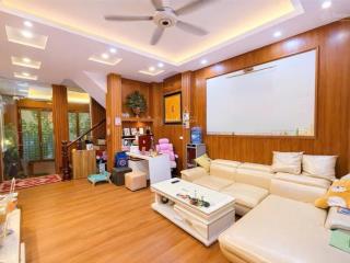 Nhà đẹp kim mã , ngõ nông , mặt tiền rộng , dân xây tâm huyết , full nội thất 44m x 5t