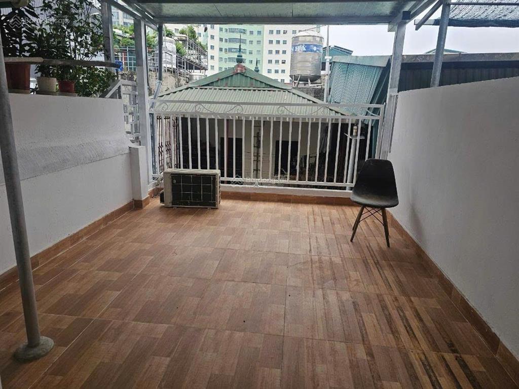 Giá đẹp! nhà vĩnh phúc , ngõ thông tứ tung , gần chợ,kinh doanh nhỏ ,sđcc, nhà mới 34m x 5t