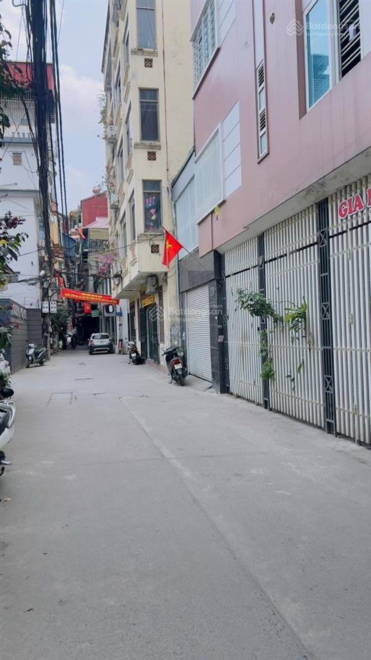 Hàng hiếm!nhà kim mã ,ngõ thông, o tô cách 20m, xây mới ,full nội thất 28m x 4t
