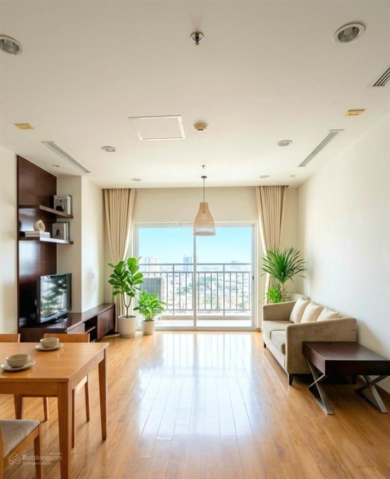 Tòa nhà hòa bình green, căn 2 phòng ngủ 70.1m2, vị trí đắc địa, tiện ích, nhà đẹp ở ngay, sđcc