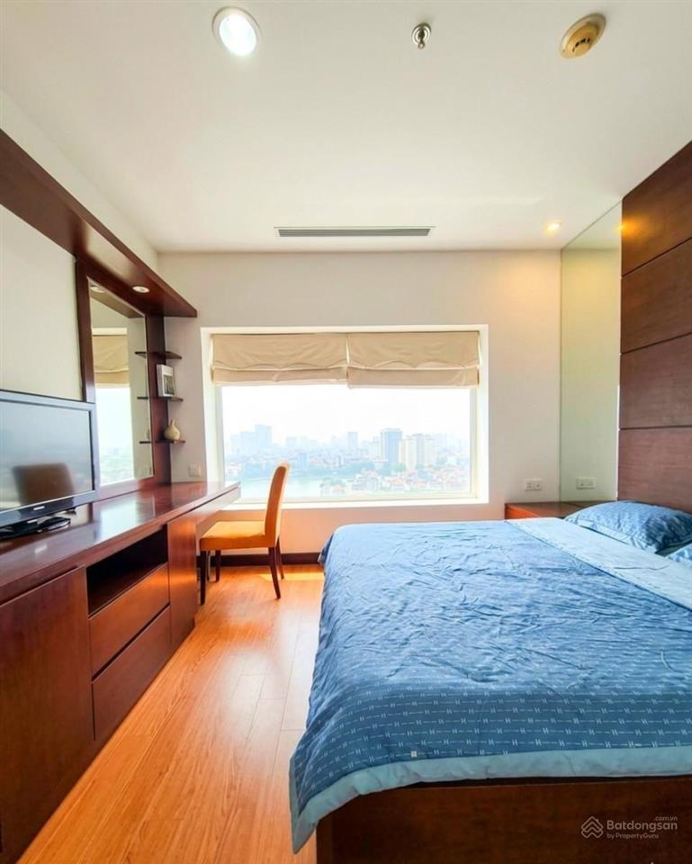 Tòa nhà hòa bình green, căn 2 phòng ngủ 70.1m2, vị trí đắc địa, tiện ích, nhà đẹp ở ngay, sđcc