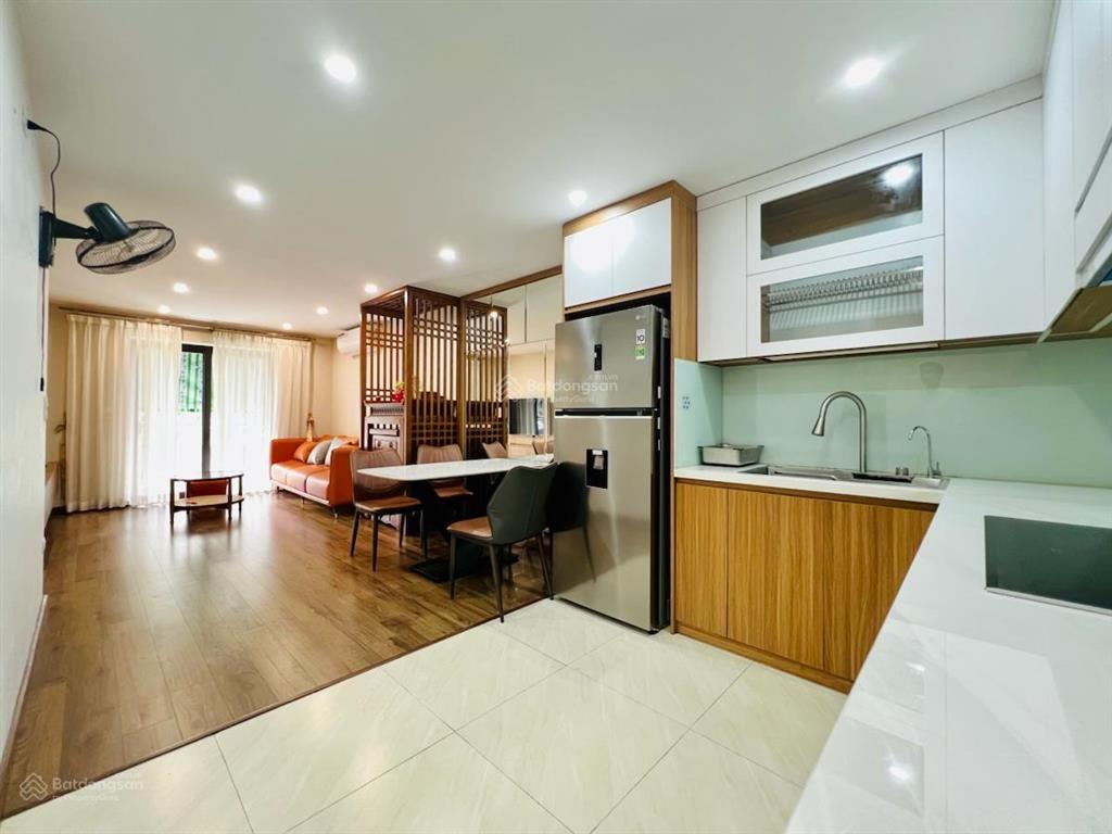 Chung cư newtatco ba đình, đường bưởi, căn hộ 2 phòng ngủ, full nội thất ở ngay 71,3 m2