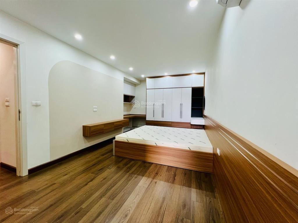 Chung cư newtatco ba đình, đường bưởi, căn hộ 2 phòng ngủ, full nội thất ở ngay 71,3 m2