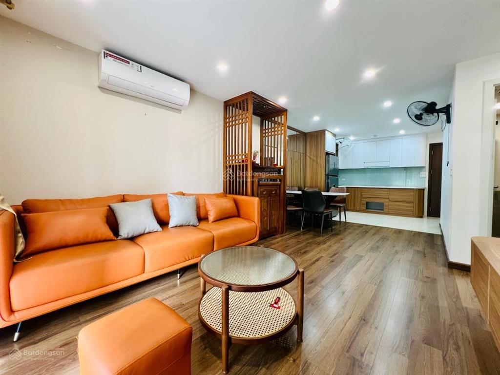 Chung cư newtatco ba đình, đường bưởi, căn hộ 2 phòng ngủ, full nội thất ở ngay 71,3 m2