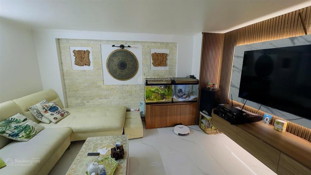 Thiết kế hiện đại!nhà thụy khê , tây hồ , 100m ra phố , lô góc, nội thất xịn sò 54mx 5t
