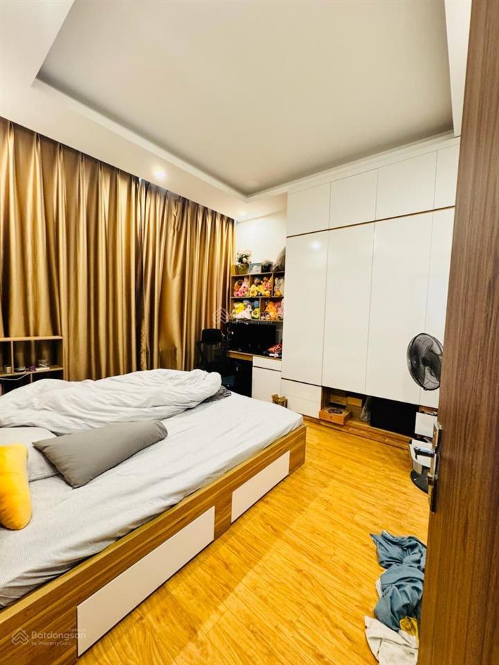Căn hộ tập thể khu vĩnh phúc 3pn, gần chợ, trường học, bệnh viện, diện tích 73m2/110m2