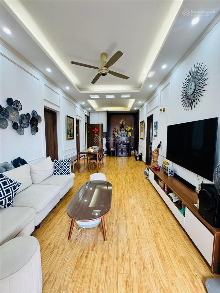 Căn hộ tập thể khu vĩnh phúc 3pn, gần chợ, trường học, bệnh viện, diện tích 73m2/110m2